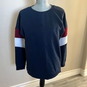 Dark blue, red, and white crewneck